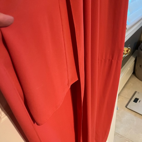 Whisper Soft with a Great Pop of Color! - Picture 2 of 5